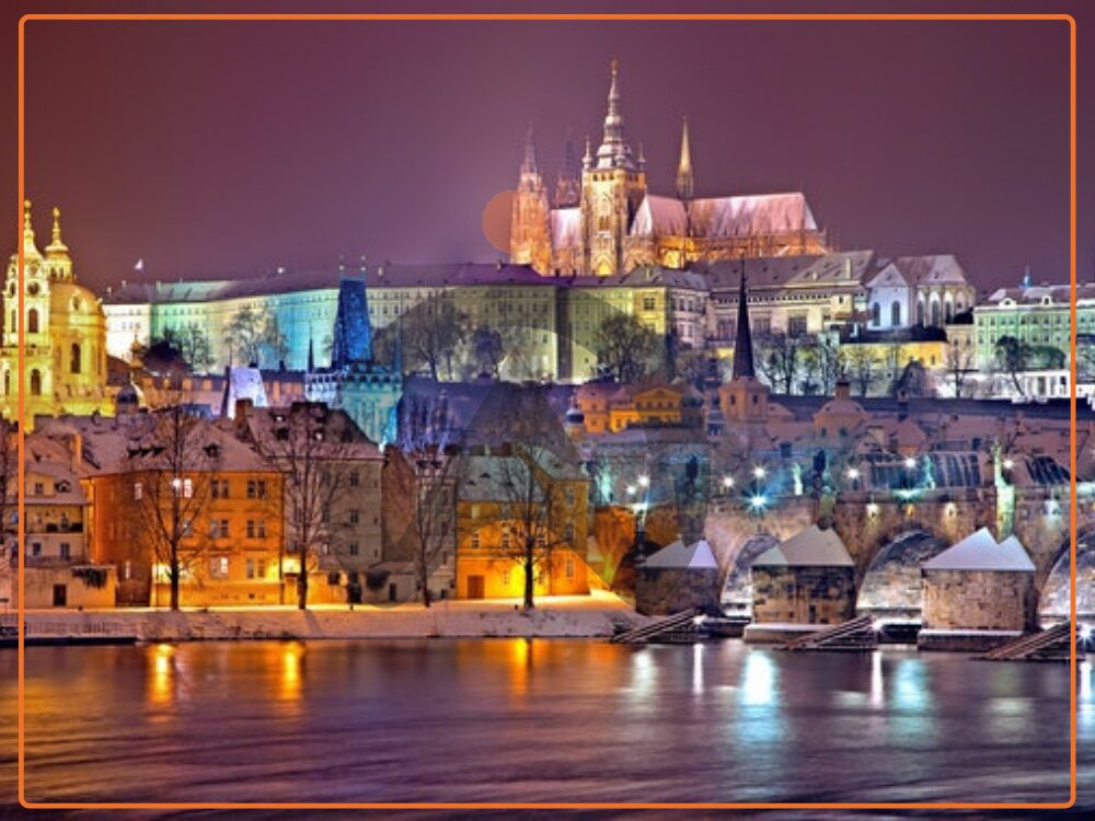 Praga to ikona Czech. Wobec wszechogarniającej recesji i spadków ekonomicznych stolica Republiki Czeskiej stała się symbolem walki kraju z epidemią.