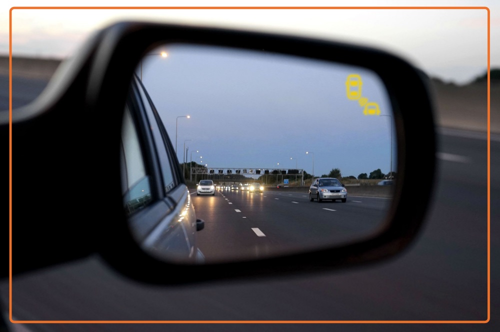 blind spot brd bezpieczenstwo cartrack - Systemy bezpieczeństwa w samochodzie - historia.